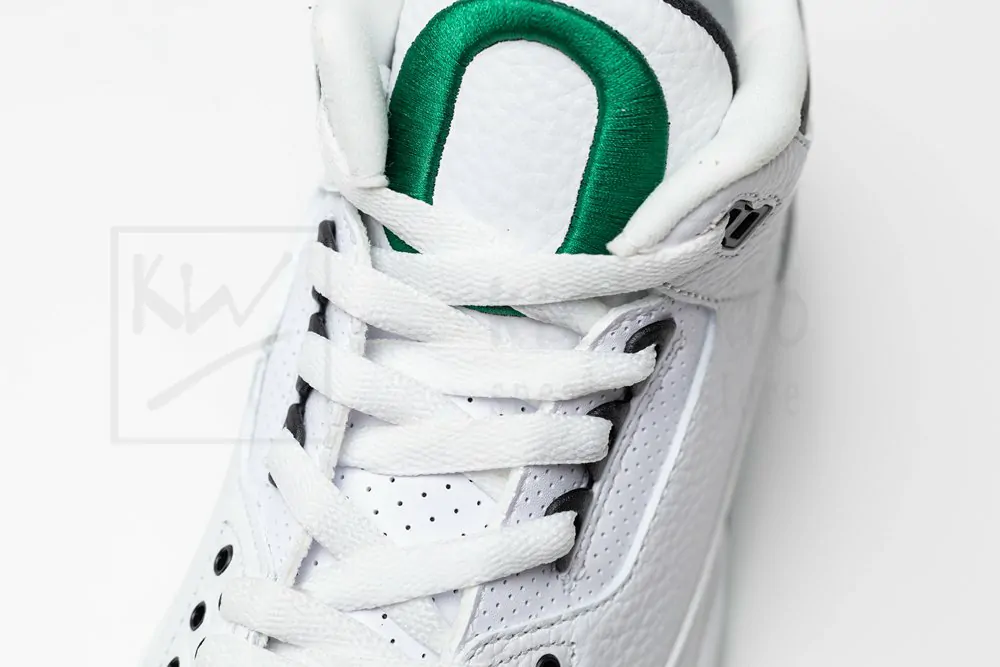 Air Jordan 3 Oregon Ducks Green - Image 8