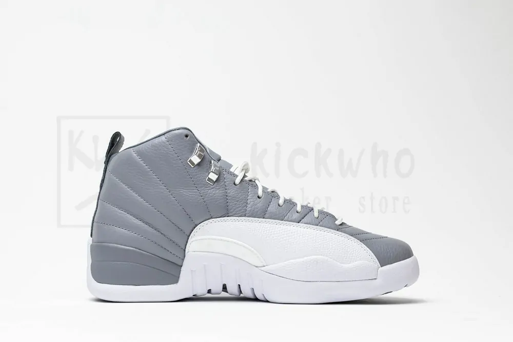 Air Jordan 12 Retro 'Stealth'