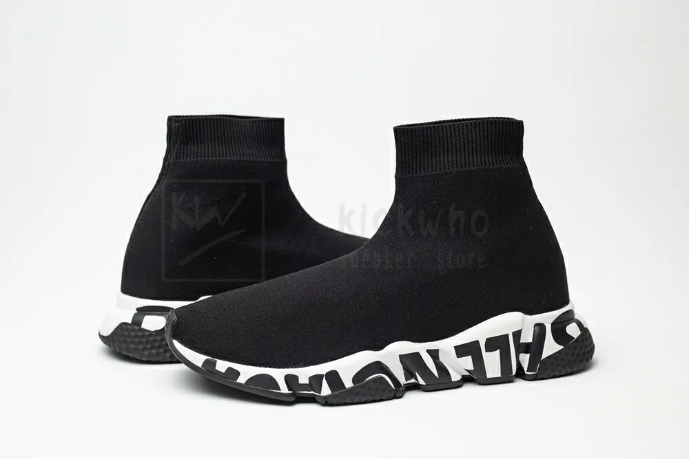 Balenciaga Speed Graffiti Trainers Black White 605972W05GE1015 - Image 5