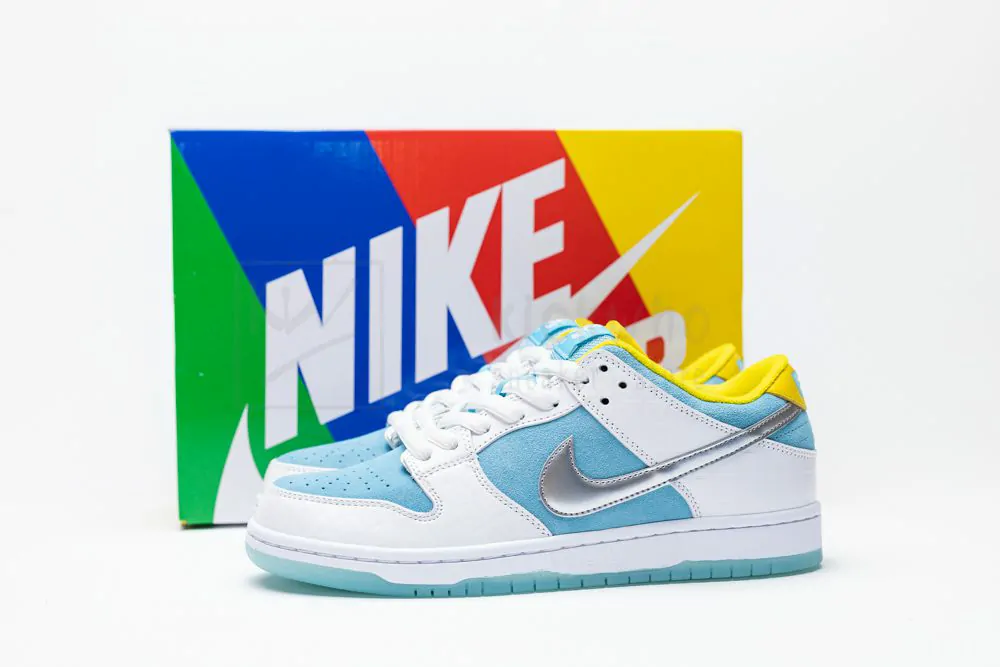 FTC x Dunk Low SB 'Lagoon Pulse' DH7687-400 - Image 4