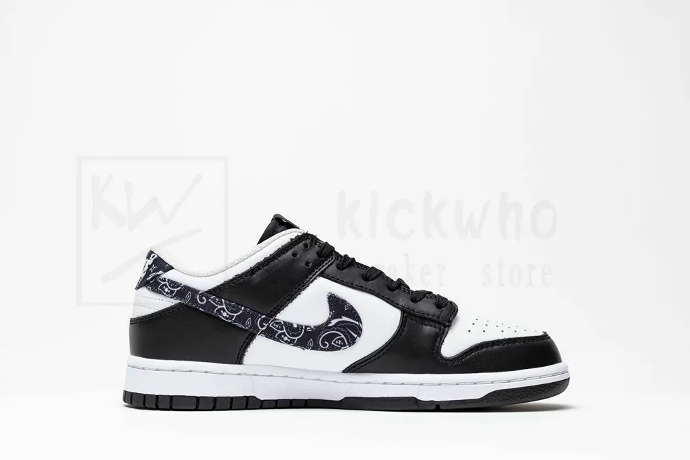 Wmns Dunk Low 'Black Paisley' - Image 2