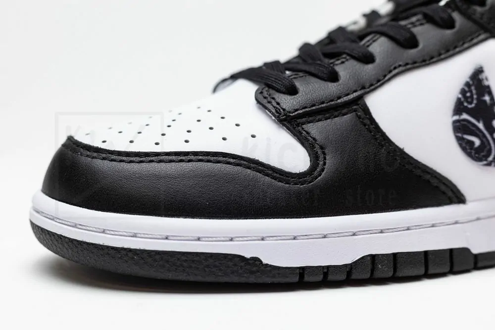 Wmns Dunk Low 'Black Paisley' - Image 7