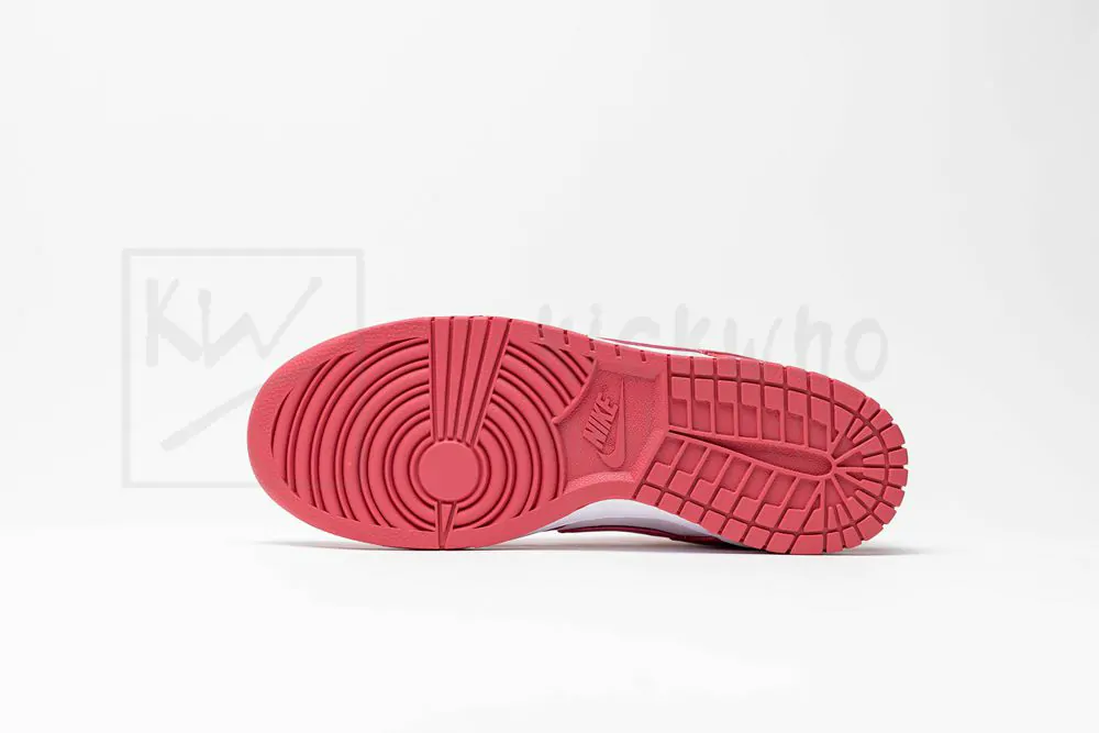 Wmns Dunk Low 'Archeo Pink' - Image 3