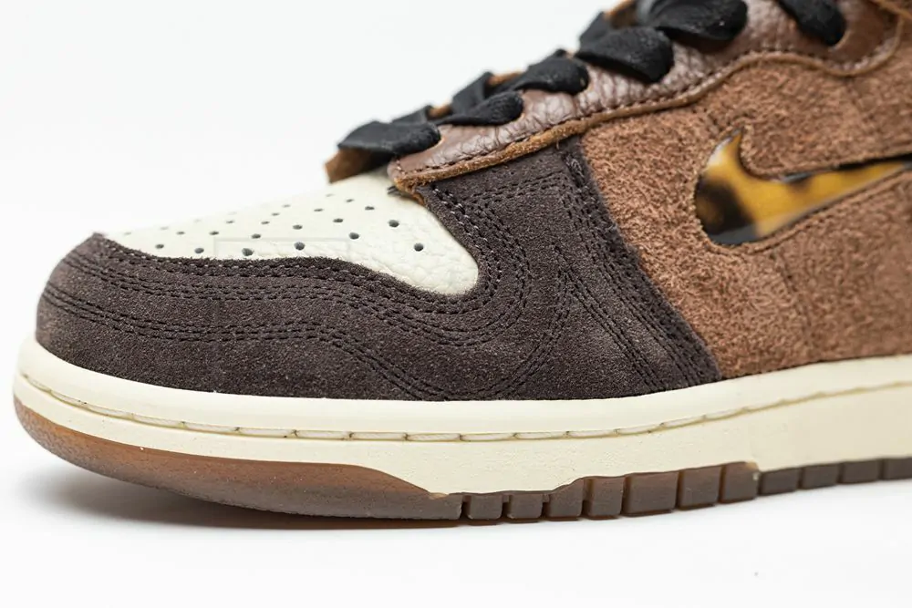 Bodega x Dunk High 'Legend' - Image 7