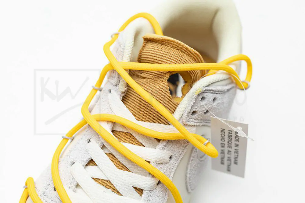 Off-White x Dunk Low 'Lot 39 of 50' - Image 9