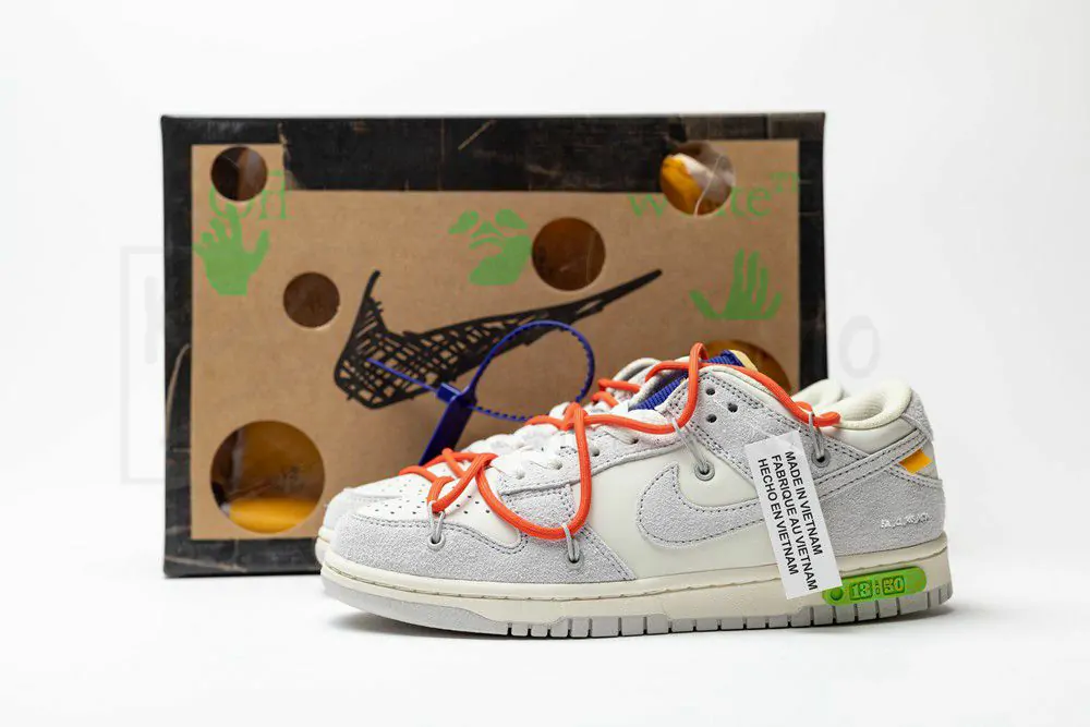 Off-White x Dunk Low 'Lot 13 of 50' - Image 4