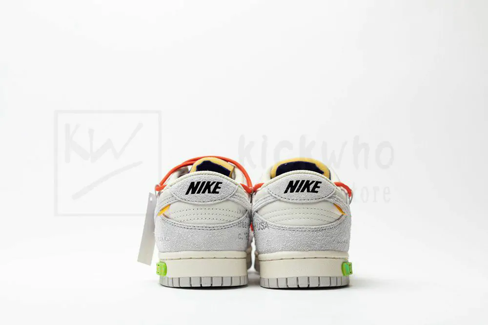 Off-White x Dunk Low 'Lot 13 of 50' - Image 6