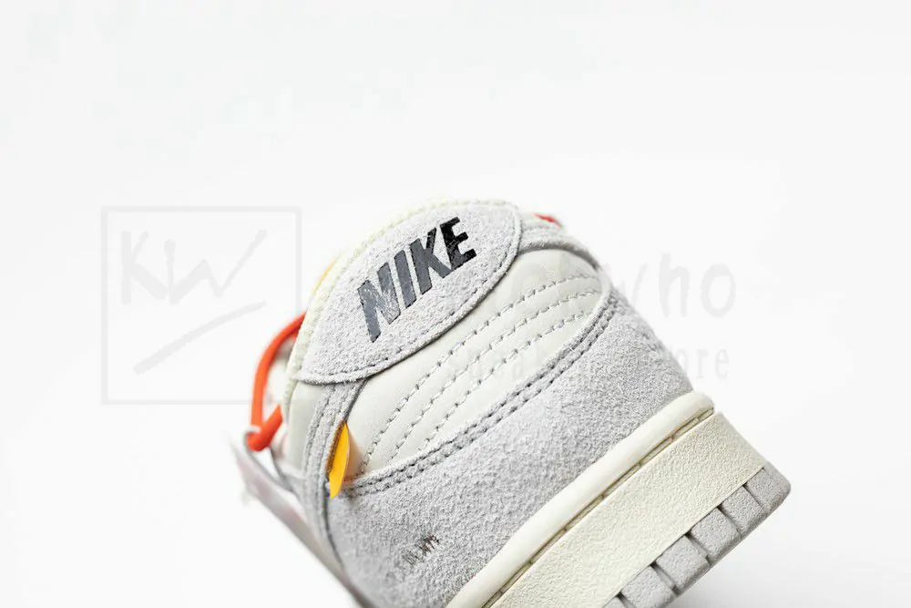 Off-White x Dunk Low 'Lot 13 of 50' - Image 10