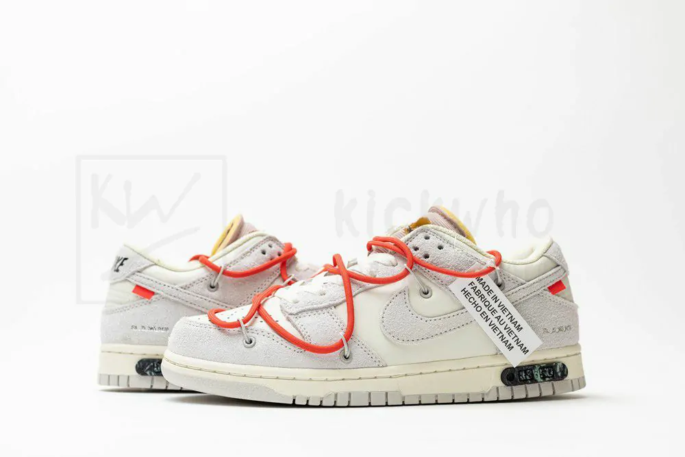Off-White x Dunk Low 'Lot 33 of 50' - Image 5
