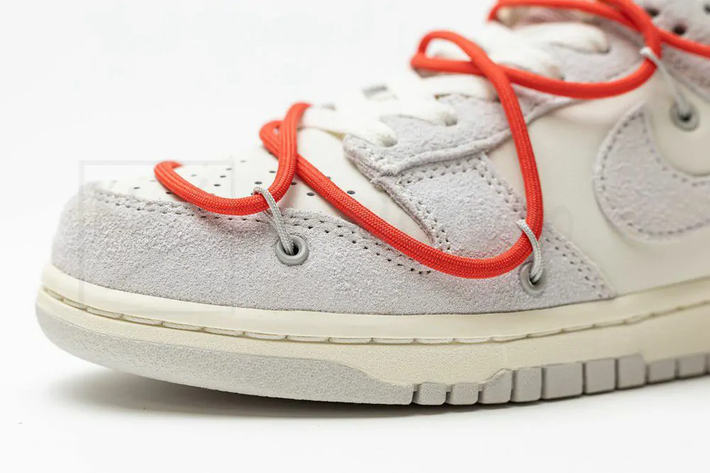 Off-White x Dunk Low 'Lot 33 of 50' - Image 7