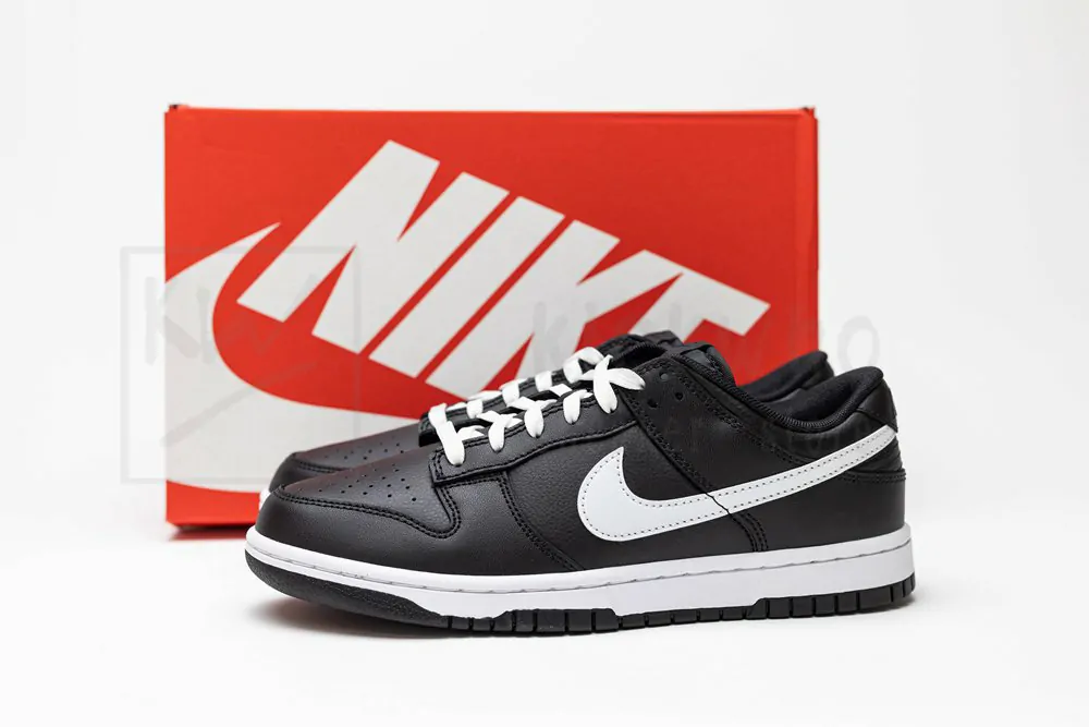Dunk Low 'Black Panda' - Image 4