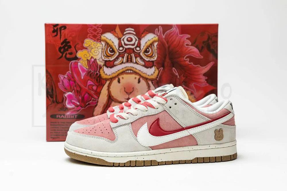 Wmns Dunk Low SE '85' Bunny Cookies - Image 4