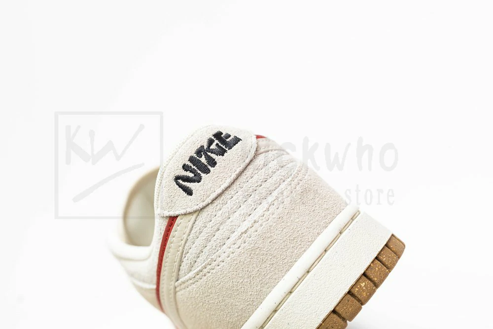 Wmns Dunk Low SE '85' - Image 10