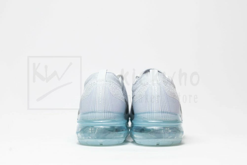 Air VaporMax 2023 Flyknit Pure Platinum - Image 6