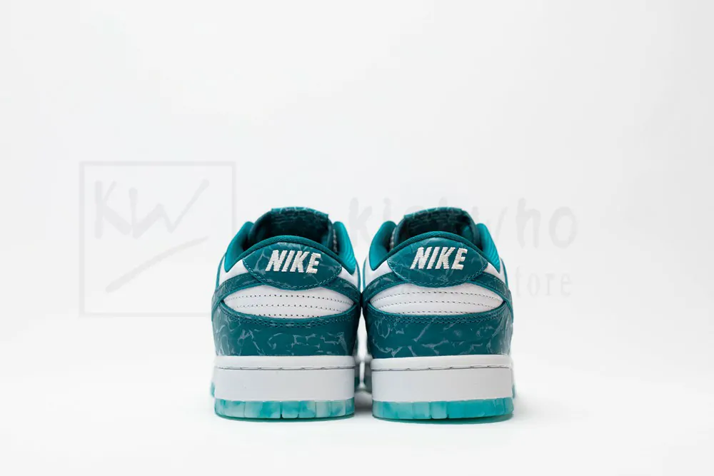 Wmns Dunk Low 'Ocean' - Image 6