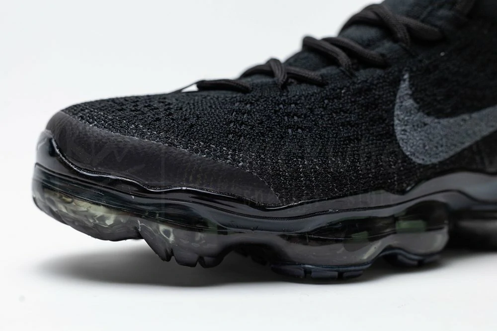 Air VaporMax 2023 Flyknit Black - Image 7
