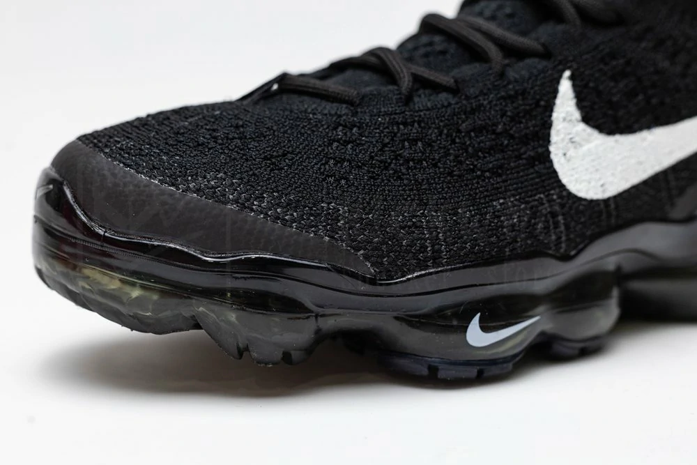 Air VaporMax 2023 Flyknit Black Sail - Image 7