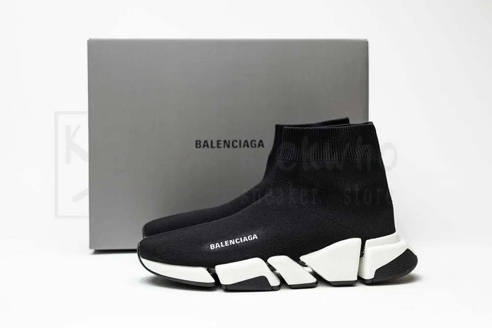 Balenciaga Wmns Speed 2.0 Sneaker 'Black White' - Image 4