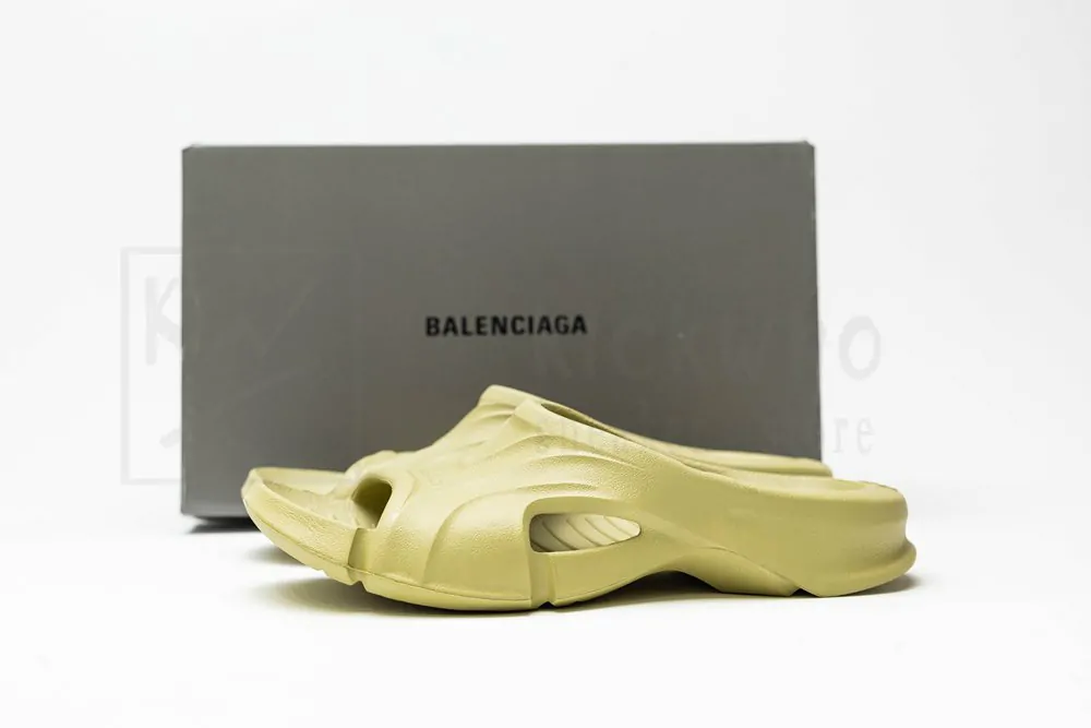 Balenciaga Mold Slide Sandal Avocado - Image 5