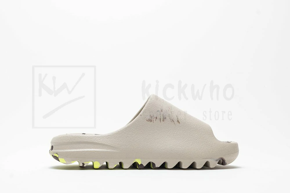 Yeezy Flaming Slides Yellow Brown - Image 2