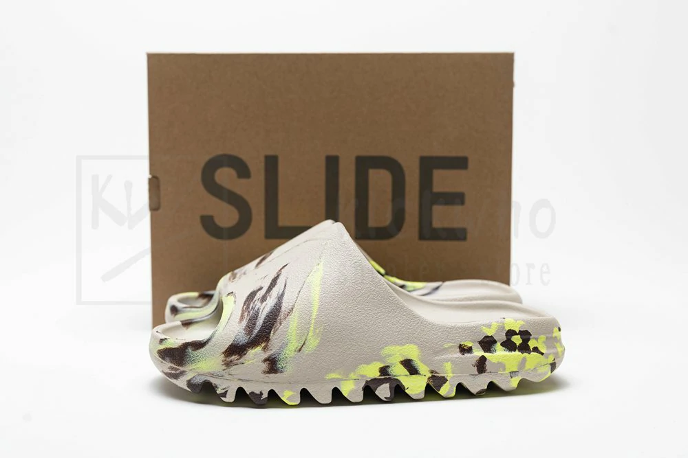 Yeezy Flaming Slides Yellow Brown - Image 4