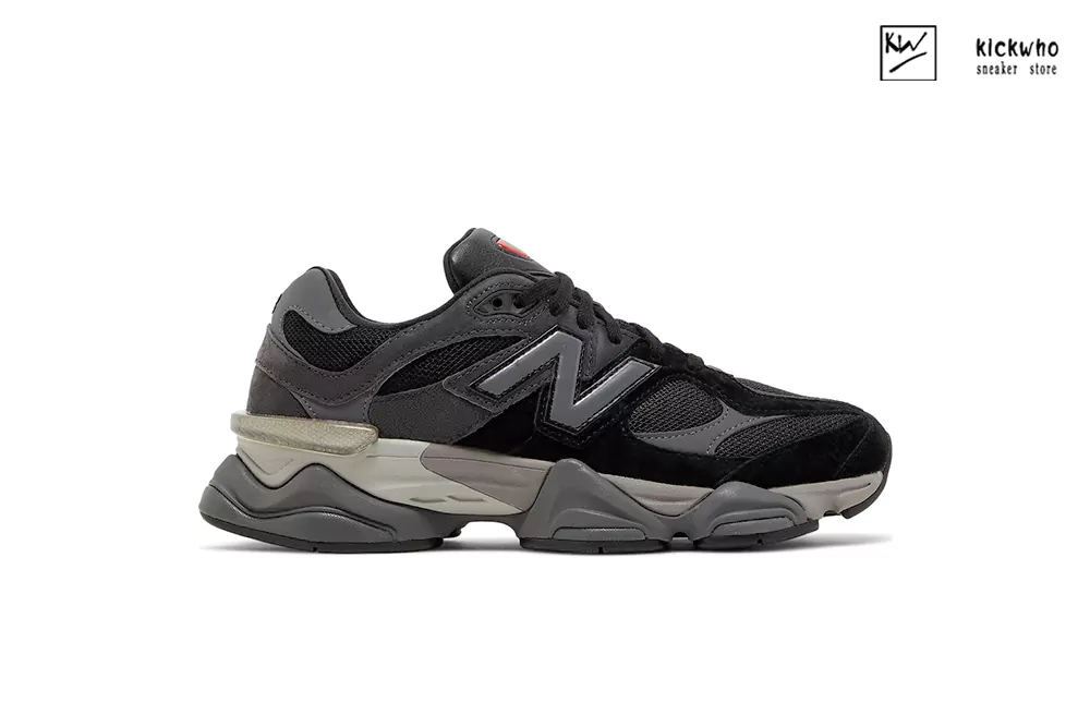 9060 Black Castlerock