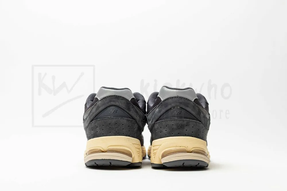New Balance 2002R 'Black' - Image 6