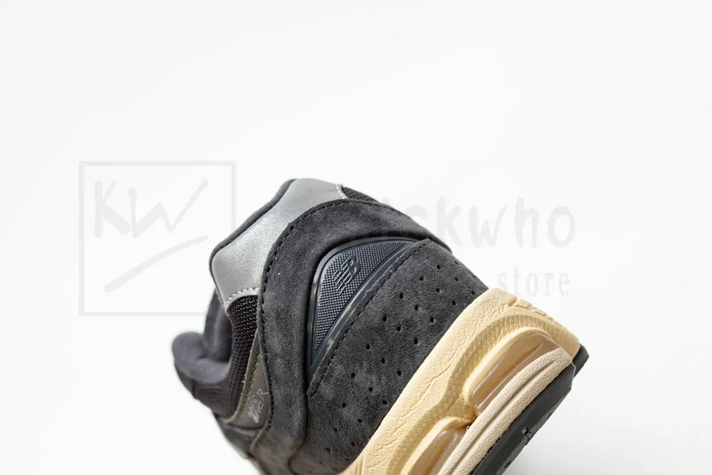 New Balance 2002R 'Black' - Image 10