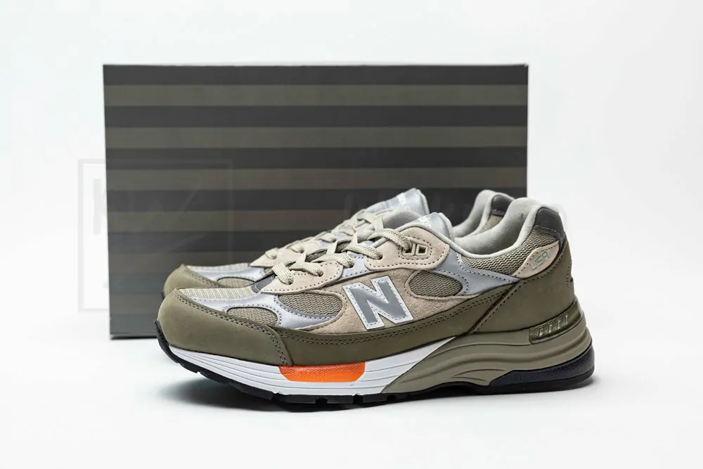 New Balance WTAPS x 992 Made in USA 'Olive Drab' - Image 4
