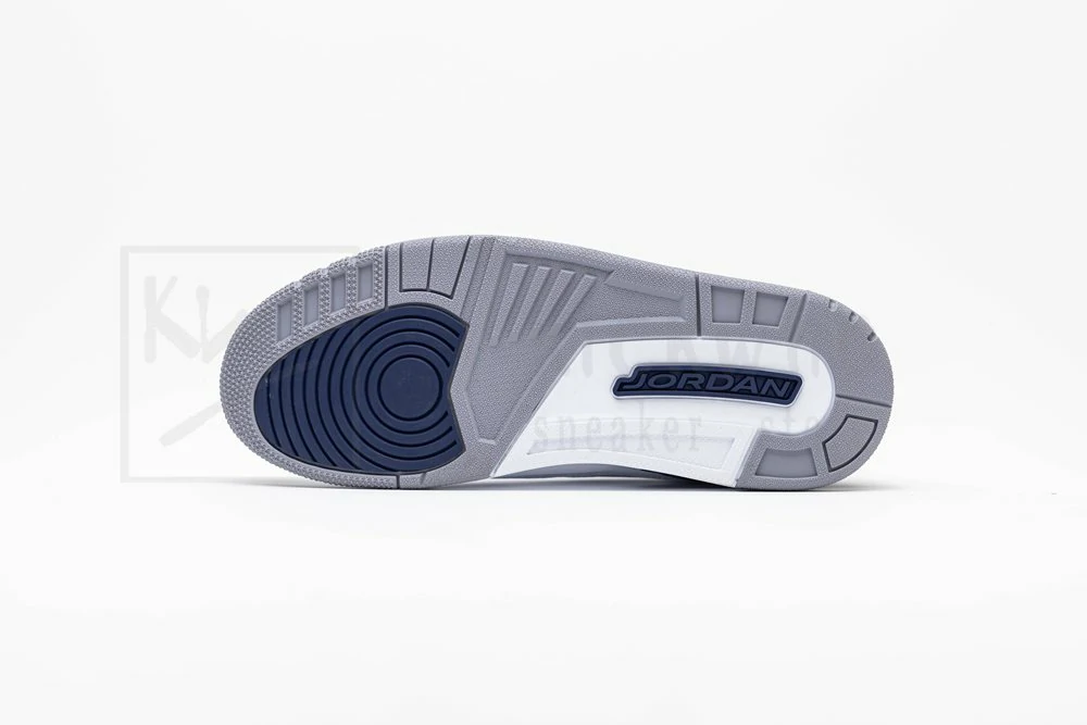 Air Jordan 3 Retro Midnight Navy - Image 3