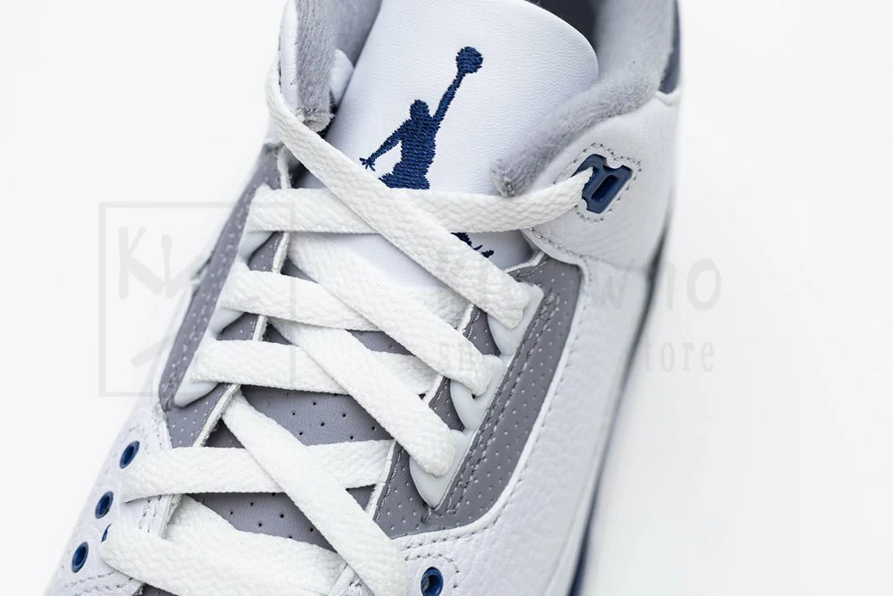 Air Jordan 3 Retro Midnight Navy - Image 9