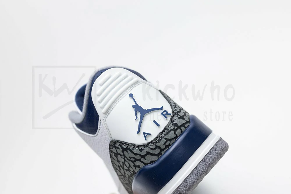 Air Jordan 3 Retro Midnight Navy - Image 10
