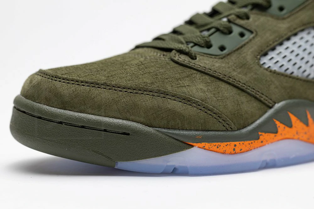 Air Jordan 5 Retro 'Olive' 2024 - Image 7