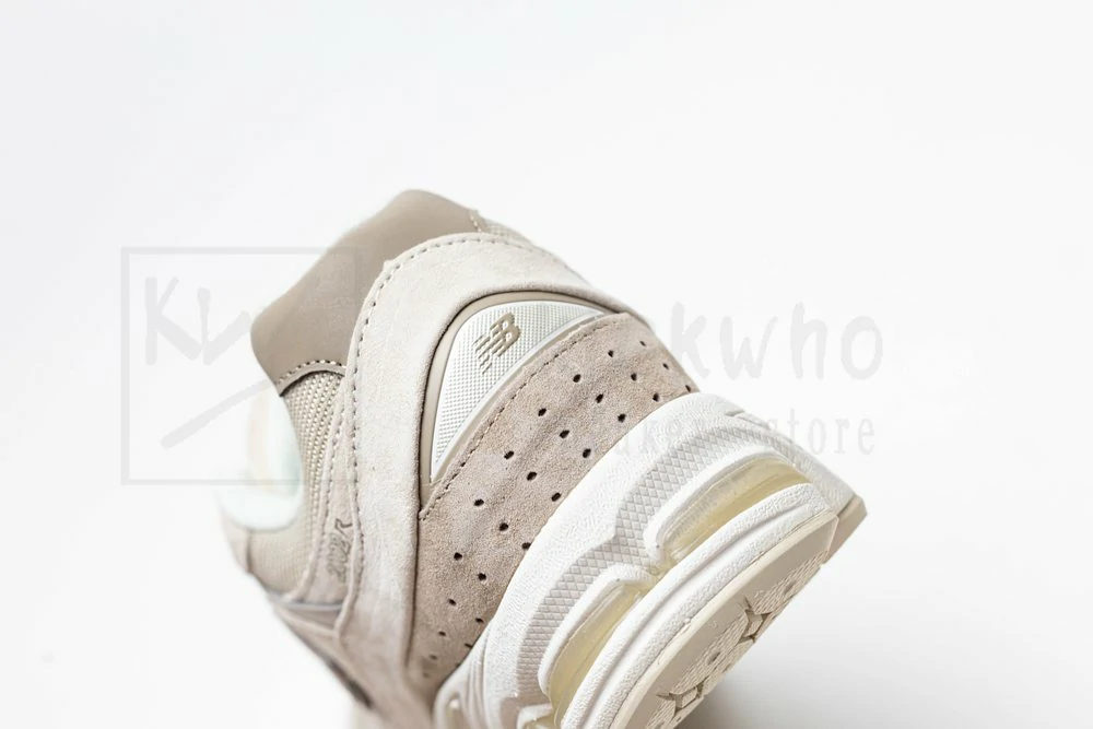 2002R Light Dark Tan - Image 10