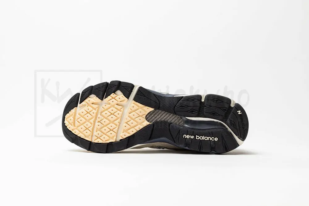 New Balance Teddy Santis x 990v3 Made in USA 'Moonbeam' - Image 3