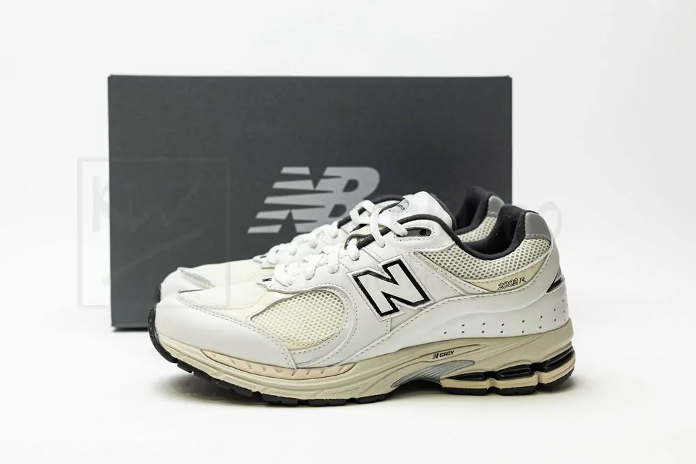 New Balance 2002R 'Atlas Lemon Haze' - Image 4