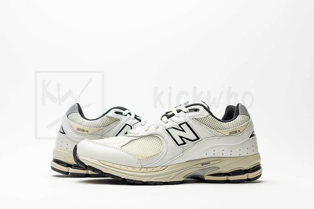 New Balance 2002R 'Atlas Lemon Haze' - Image 5