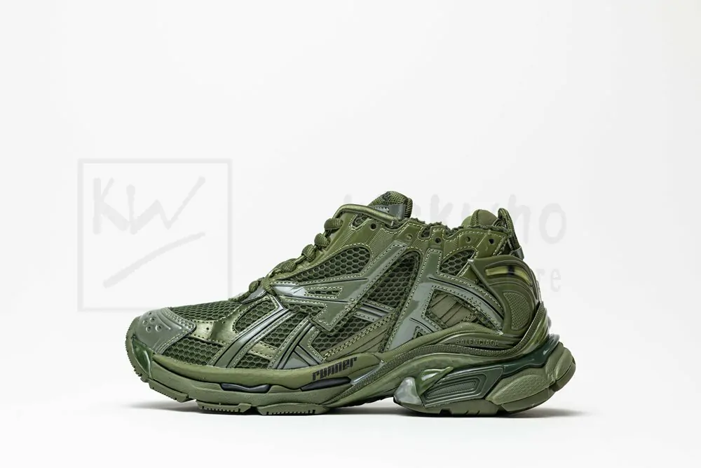 Balenciaga Runner Sneaker Green - Image 2