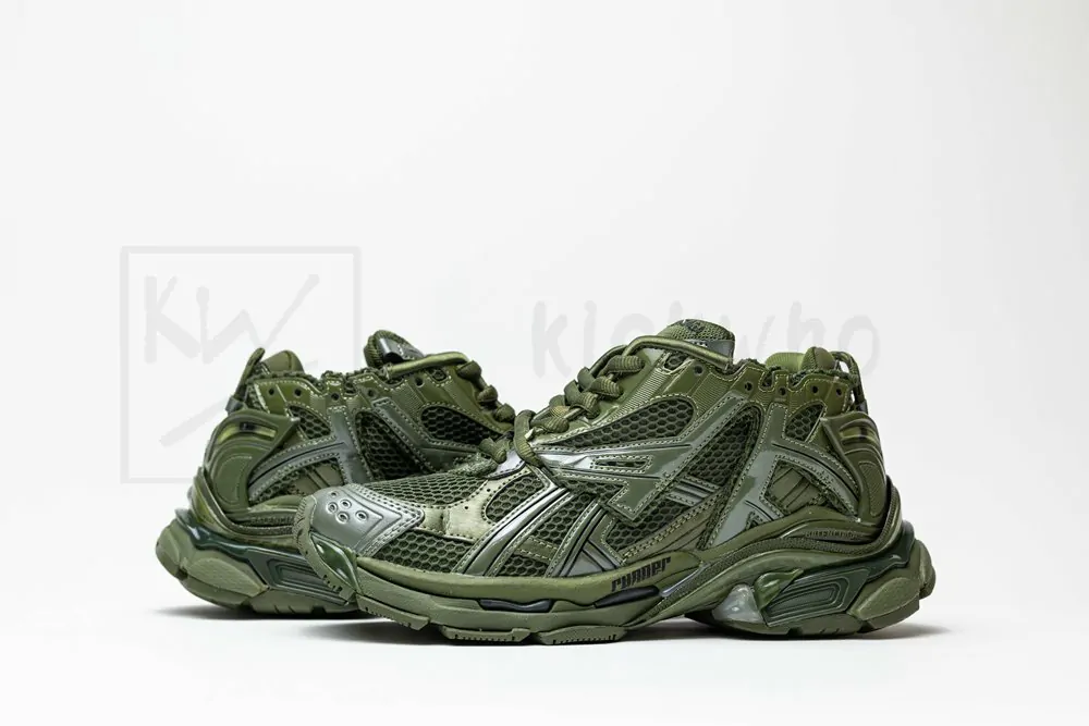 Balenciaga Runner Sneaker Green - Image 5