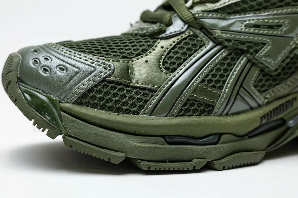 Balenciaga Runner Sneaker Green - Image 7