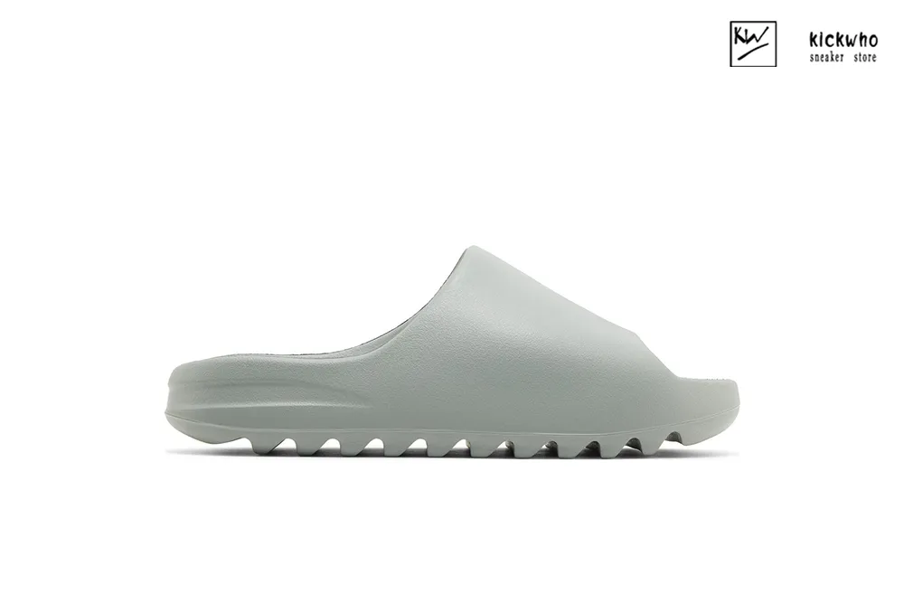 Yeezy Slides 'Salt'
