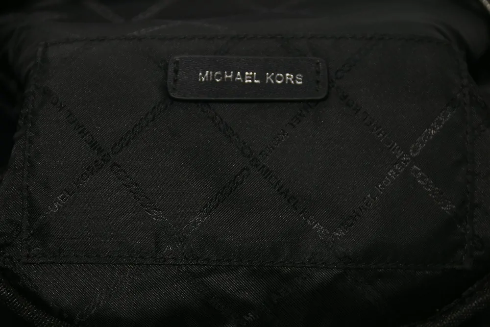 Michael Kors Crossbody Hip Pack Black - Image 10