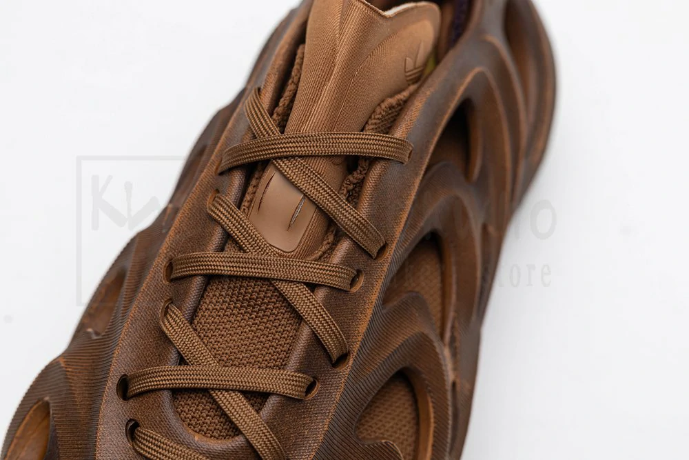 adiFOM Q 'Cosmic Way Runners - Mars' - Image 11