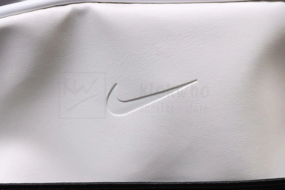 Nike Duffle Bag White - Image 11