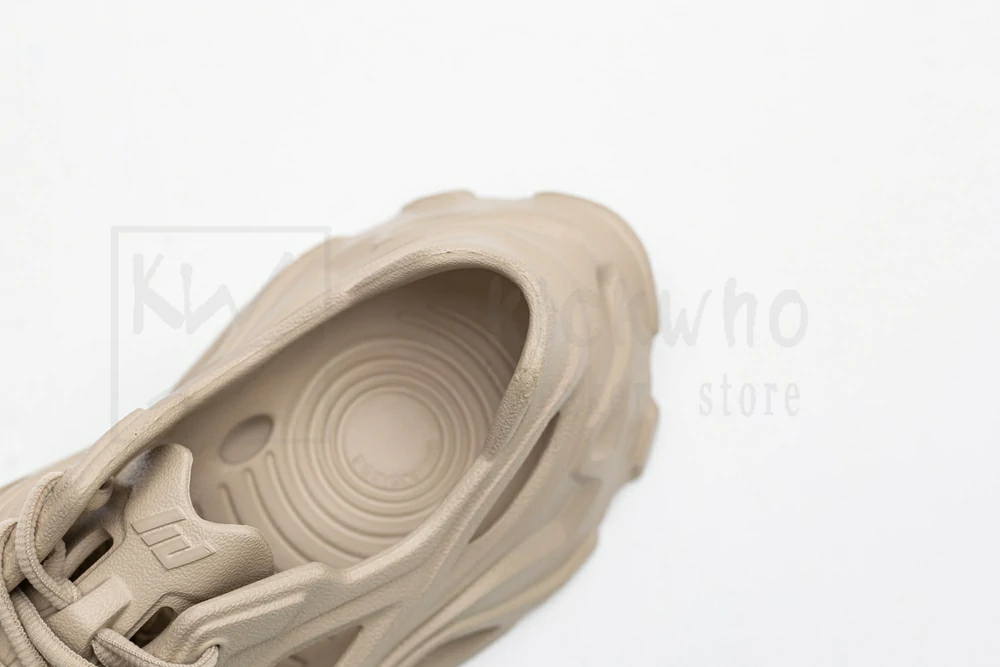 Balenciaga HD Lace Up Beige - Image 13