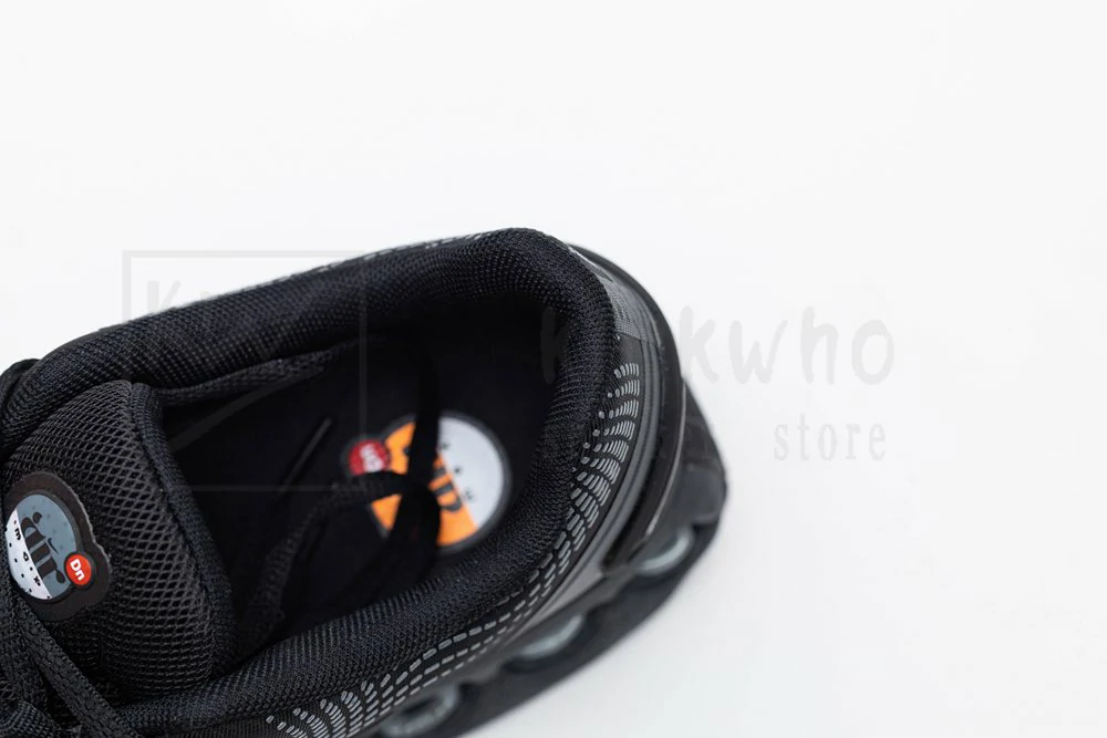Nike Air Max DN All Black - Image 13