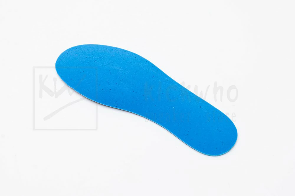 adiFOM Q 'Cosmic Way Runners - Mars' - Image 16