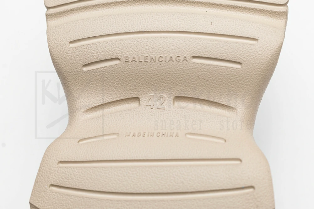 Balenciaga HD Lace Up Beige - Image 16