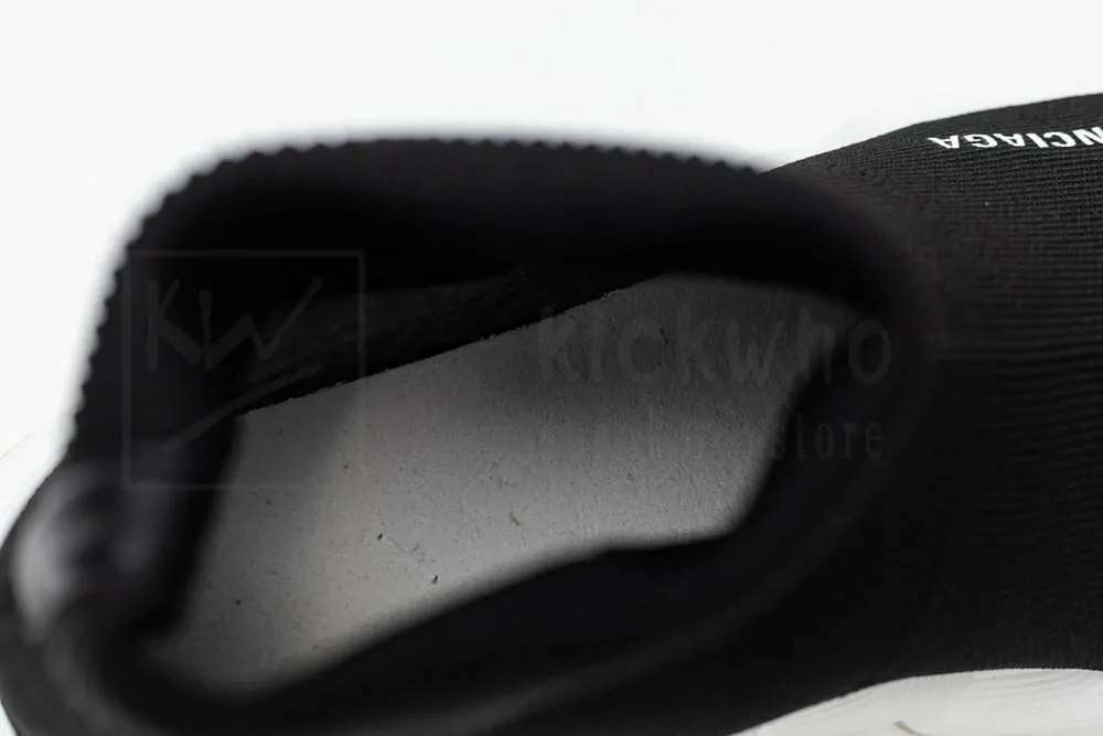 Balenciaga Wmns Speed 2.0 Sneaker 'Black White' - Image 17