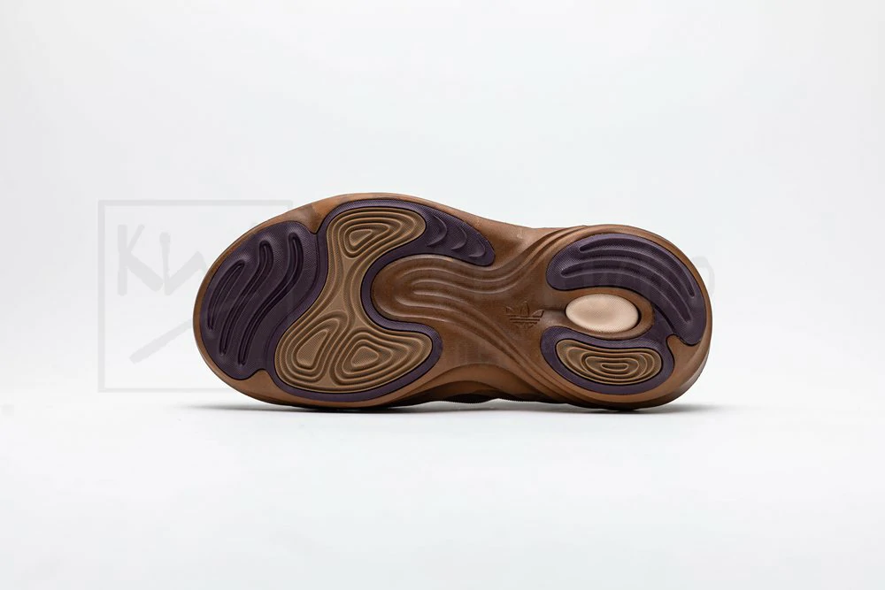 adiFOM Q 'Cosmic Way Runners - Mars' - Image 4